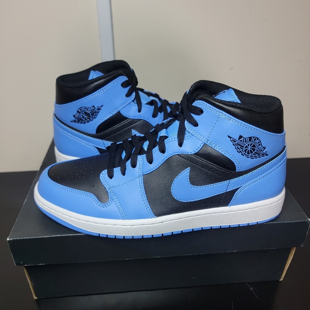 Jordan 1 Mid - University Blue/Black (10.5 Men)